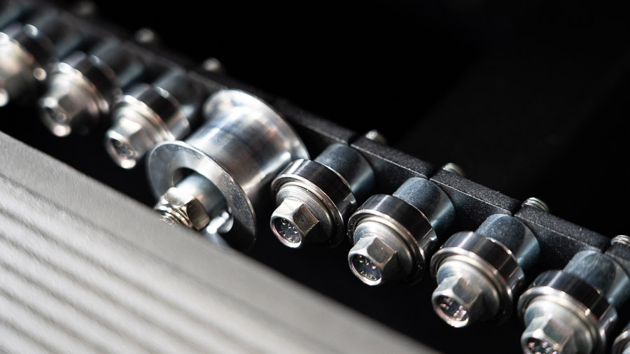 Steel bearings of TrueForm Trainer