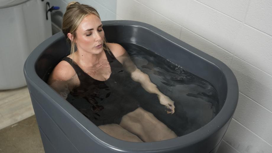 Cold Plunge Vs Ice Bath: A Deep Dive on Frigid Forms of Hydrotherapy  Cover Image