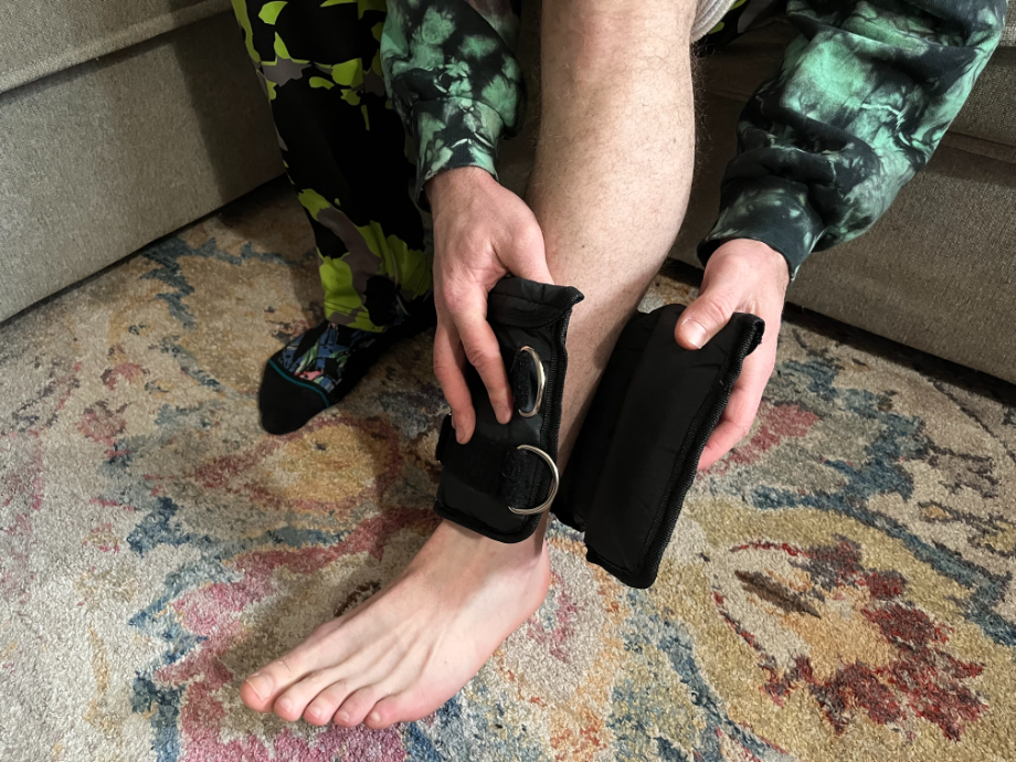 Your Expert Guide to Making Budget-Friendly DIY Ankle Weights   Cover Image