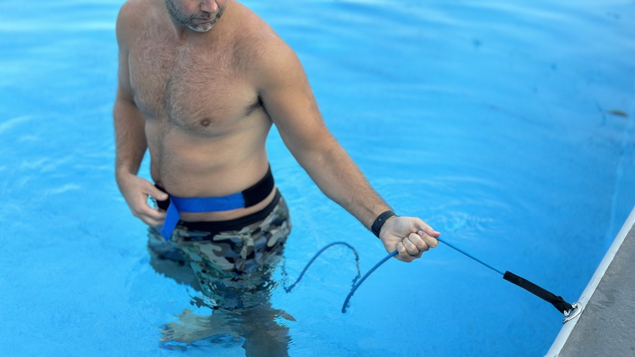 Our tester with the TYR Resistance Belt