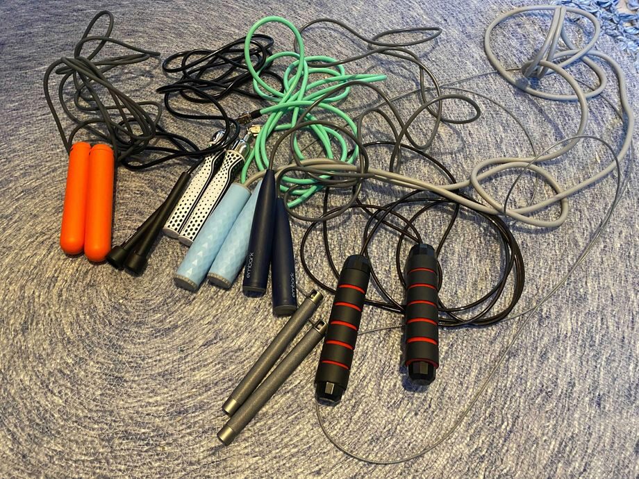 How to find your PERFECT jump rope length! 100% WORKS (Every time!!) 