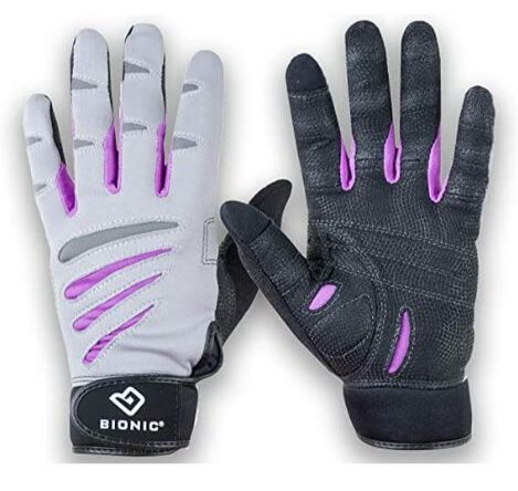 Keep Everything Under Control - Comparison of Fitness Gloves, Chalk & Co.