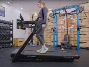 Expert-Tested: Centr Runr-s Treadmill Review