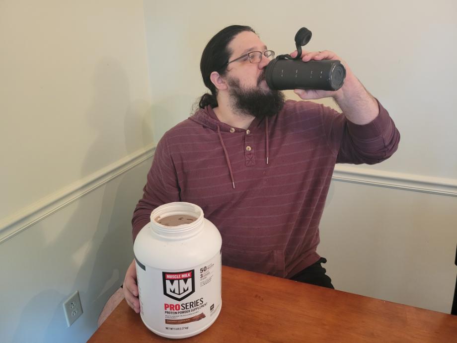 Muscle Milk Pro Series Review (2024): An RD and an Olympian Weigh In 