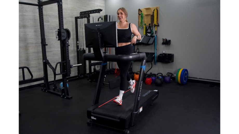 Transform Your Core with These Trainer-Approved Treadmill Workouts for Targeting Abs 
