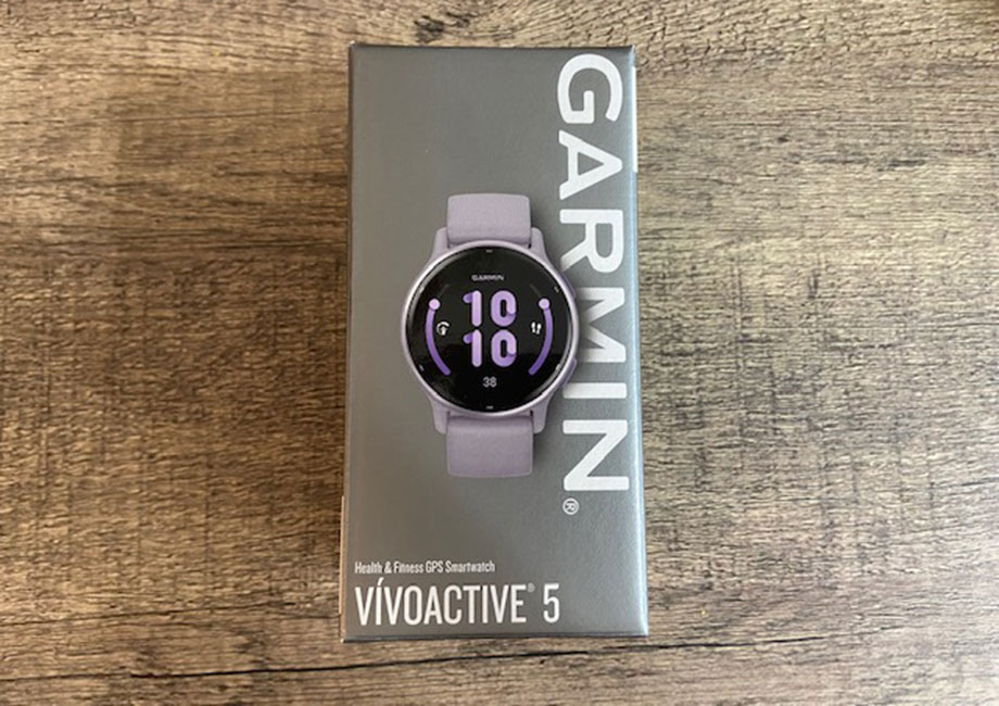 garmin vivoactive 5 in box on table