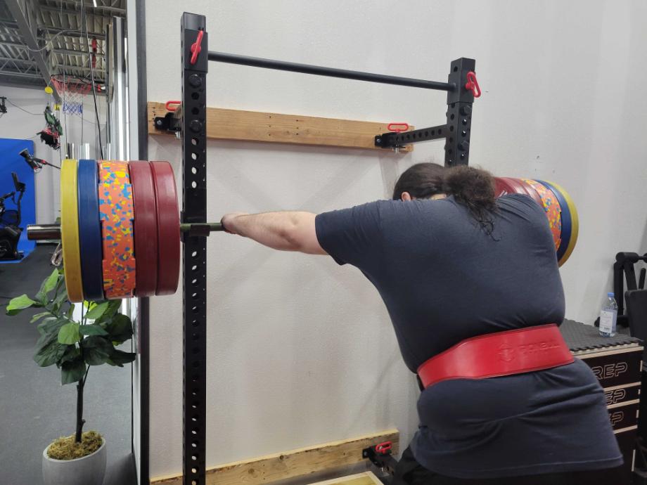 Giant Lifting Wall Rack 2.0 Review (2024): Compact, Durable, and High-Value 