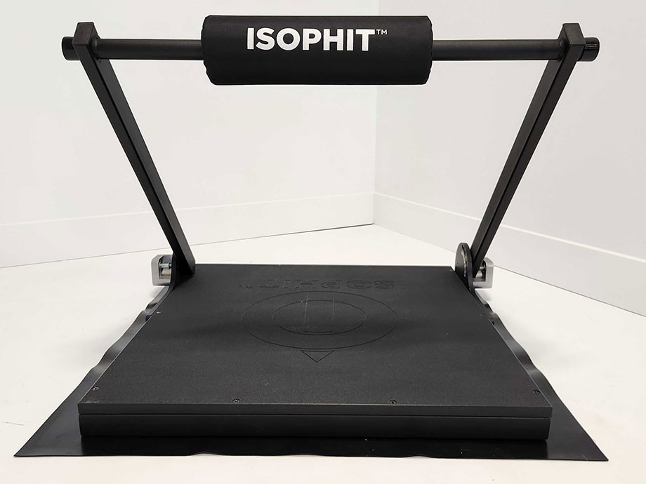 Front view if an Isophit Strength Trainer