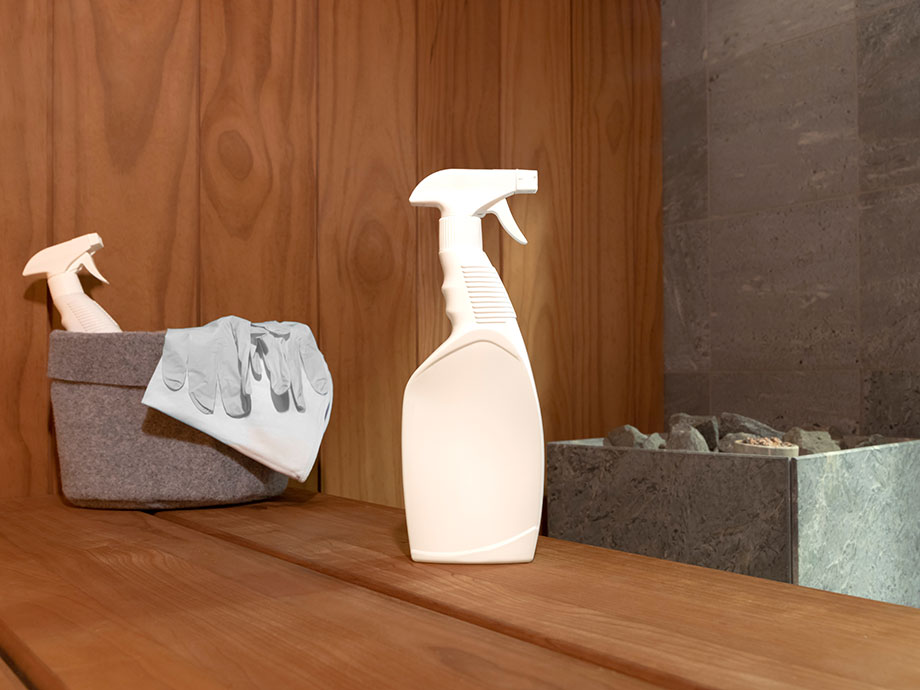 items-for-cleaning-a-sauna