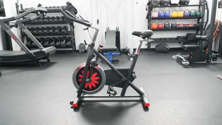 JOROTO X2 Indoor Cycling Bike Review (2024) | Garage Gym Reviews