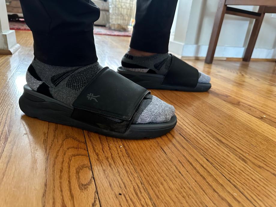 KURU MOMENT Review (2024): Recovery Slides or Expensive Sandals? 