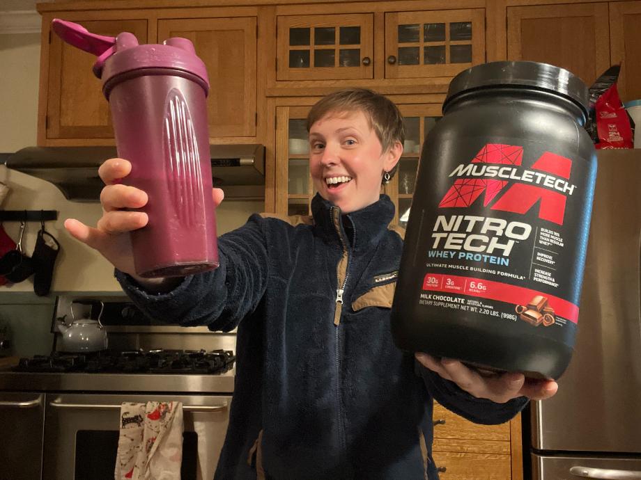 MuscleTech Nitro Tech Review (2024): Protein Powder From a Time-Tested Name 