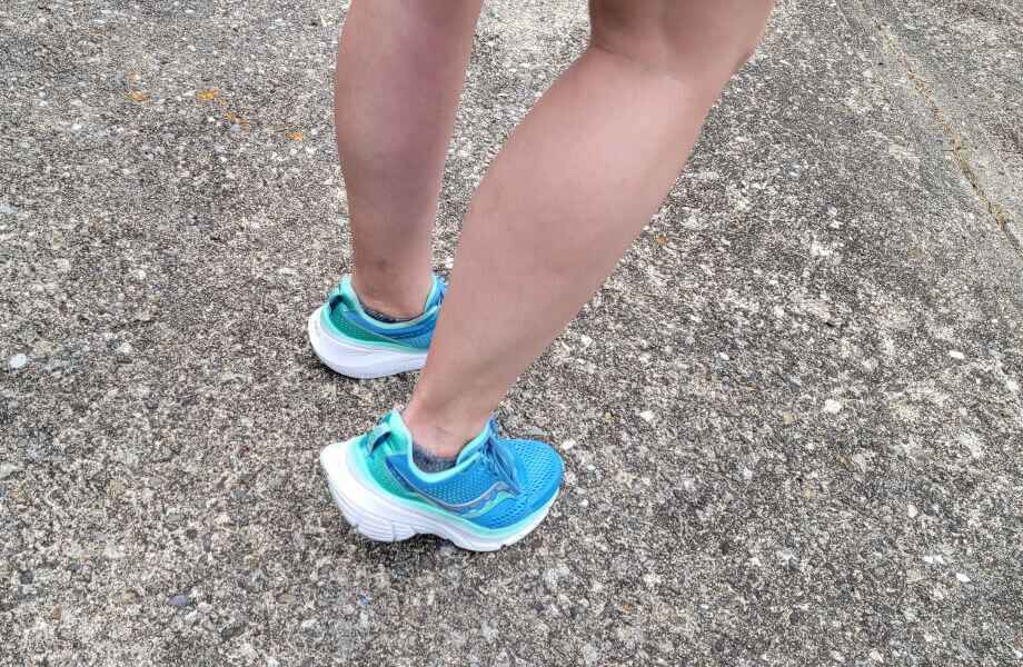 Person wearing Saucony Guide 17s, viewed from the side