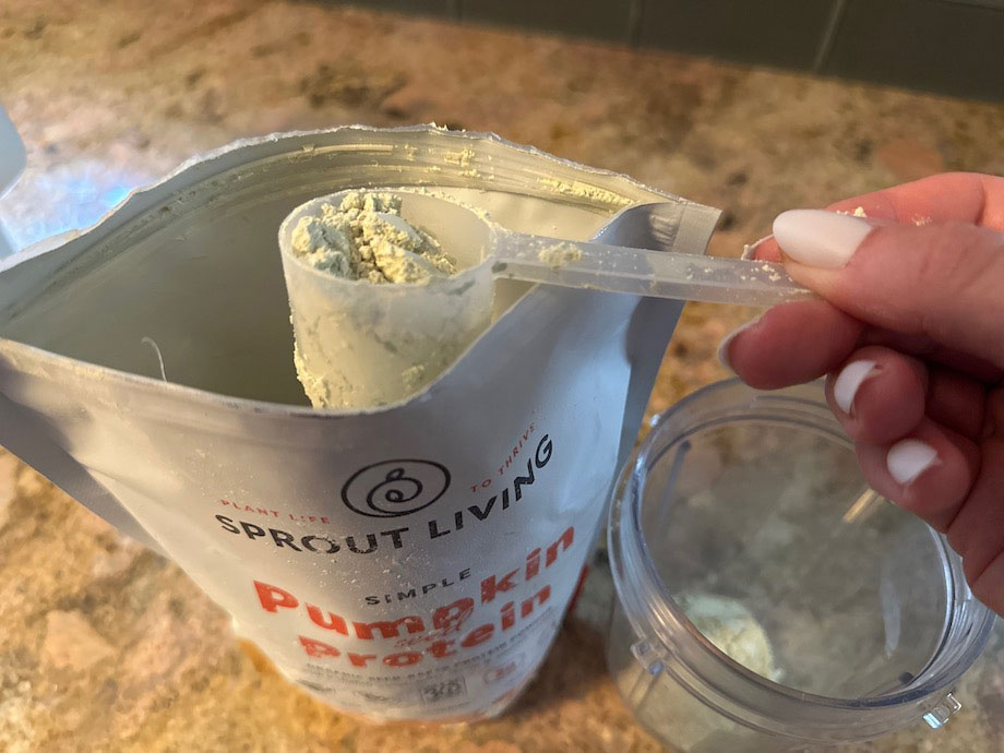 scoop-of-sprout-pumpkin-protein-powder