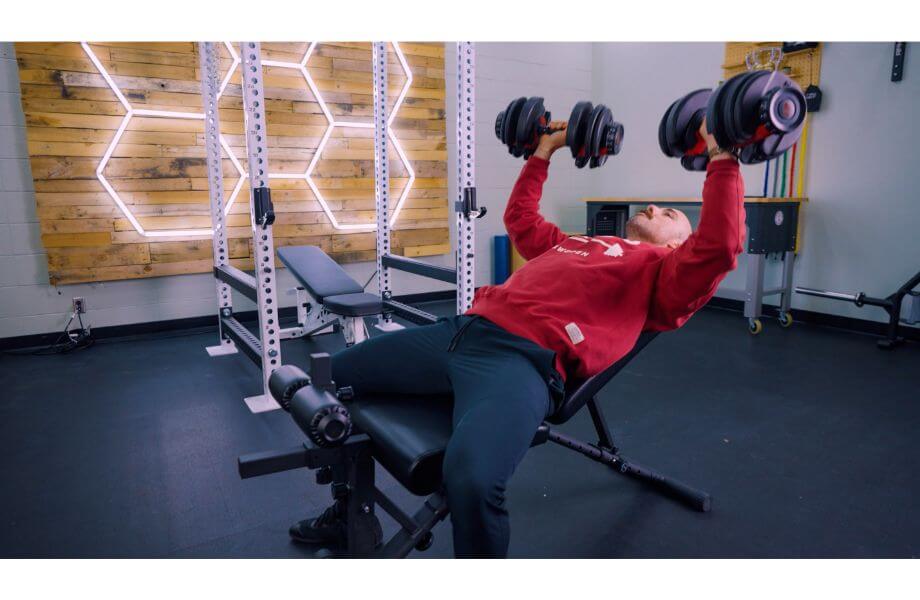Wide Grip Decline Bench Press - Add this Chest Exercise to your Chest  Workout