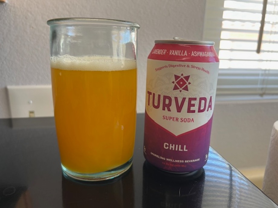 Turveda in the Chill variety poured into a glass