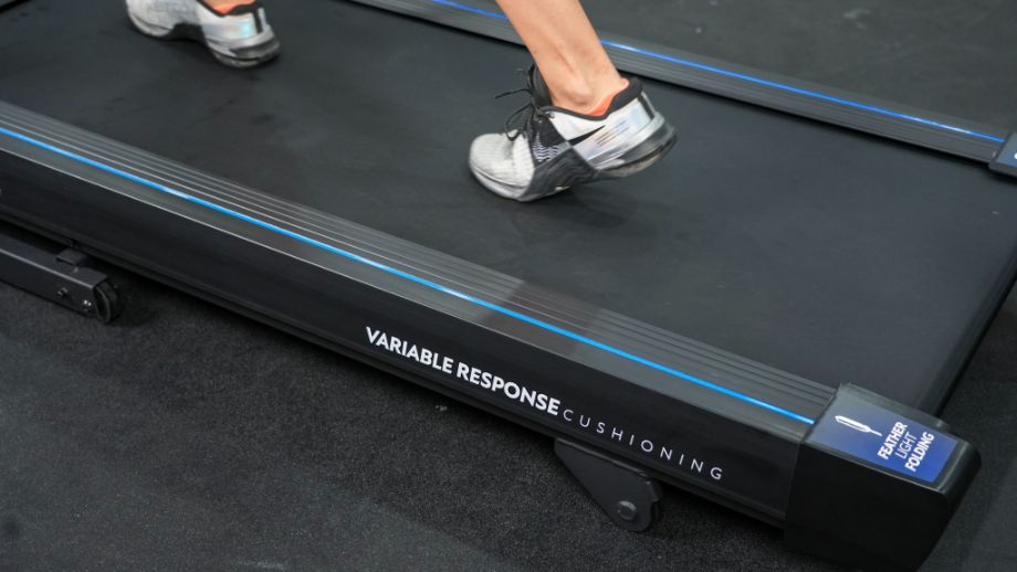 Horizon Fitness T101 Review Reviews Treadmill Gym | Garage (2024)