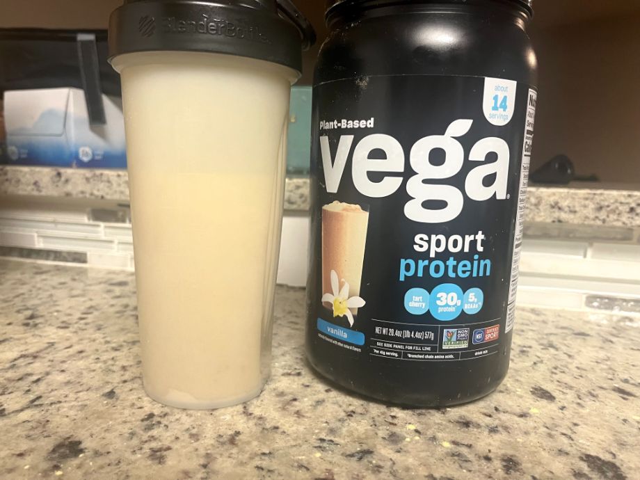 https://www.garagegymreviews.com/wp-content/uploads/vega-protein-powder-review.jpg