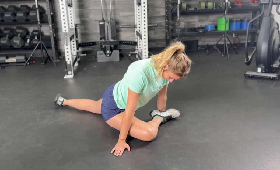 Controlling Rogue Hips - Keeping Your Hips Square in a Split