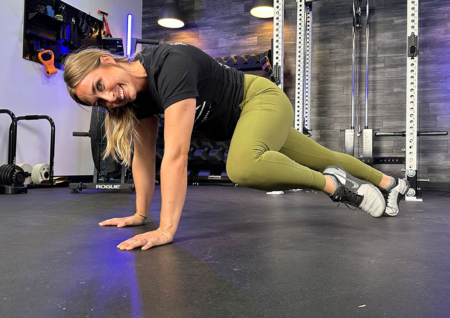 The Best 30-Minute Leg Workout for Massive Quads, Hamstrings, and Calves –  Fitness Volt